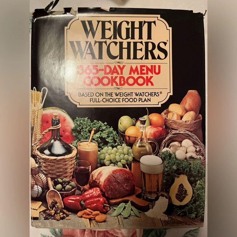 Weight Watchers 365-Day Menu Cookbook - Picture 1 of 5